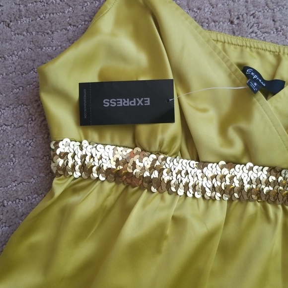 Beautiful, soft Express Top - Picture 3 of 6